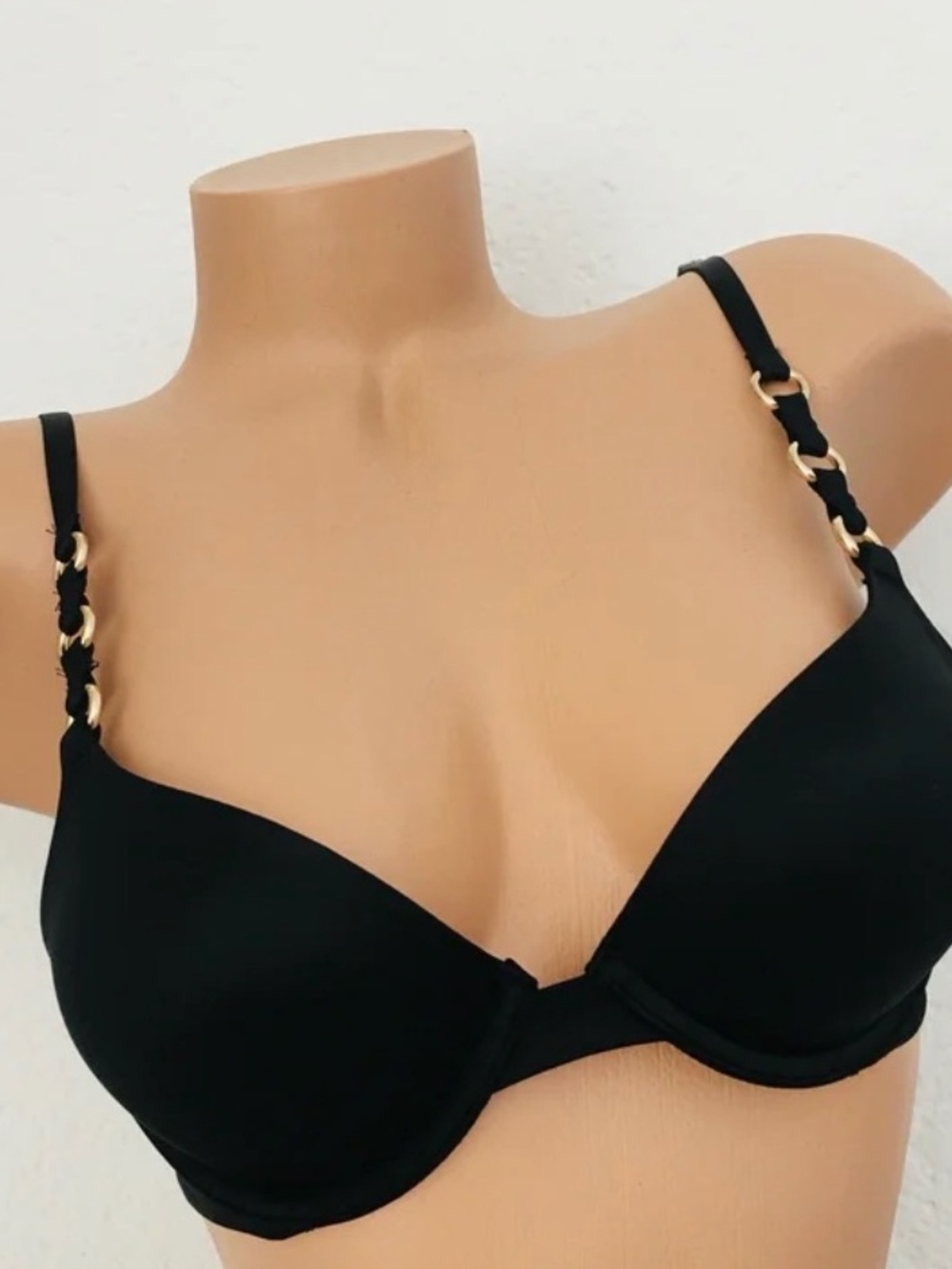 Victorias Secret Very Sexy Push Up Bra
